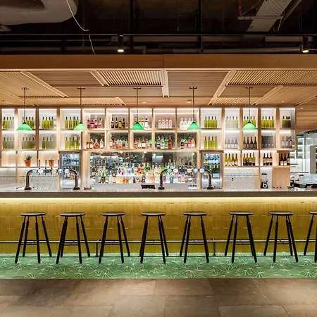 호텔 노보텔 센터 4*