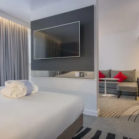 호텔 노보텔 센터 요크