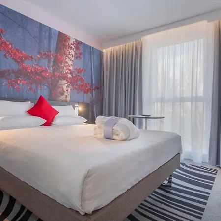 Novotel Centre