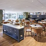 Novotel Centre
