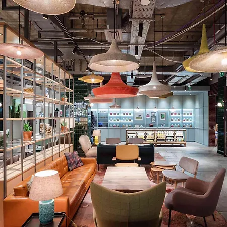 诺富特约克酒店 4* 约克