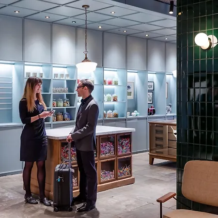 Novotel Centre Hotel 4*